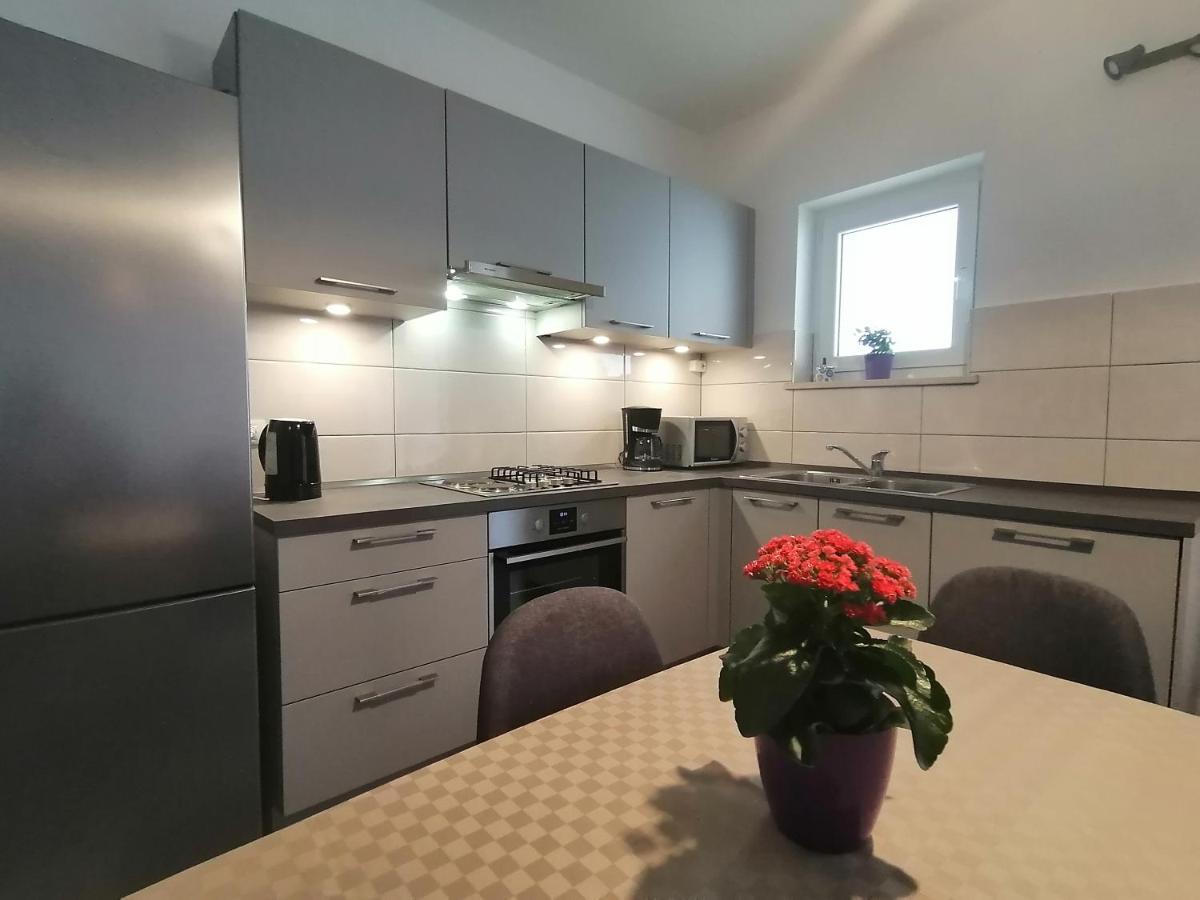 Holiday Apartment Dunja Пула Экстерьер фото